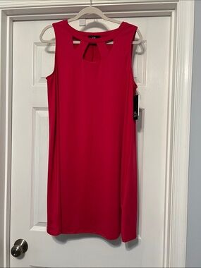 FA Bold Pink Sleeveless Keyhole Shift Dress